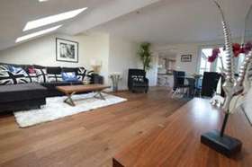 3 bedroom Flat for s...